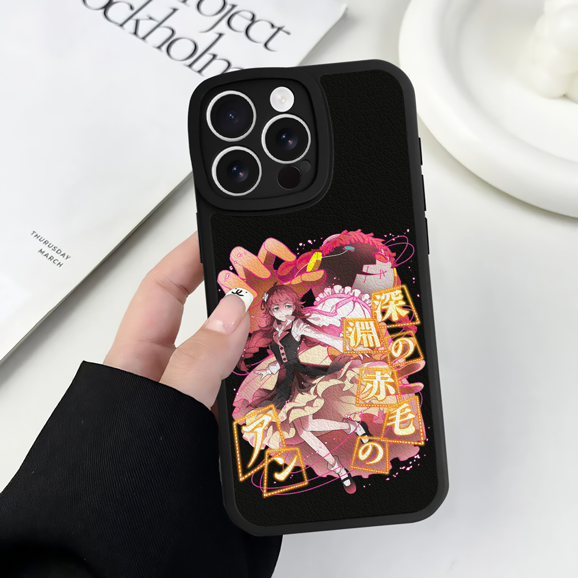 （画像用） 文豪ストレイドッグス Bungo Stray Dogs 【iPhone 16シリーズ対応】シリコンスマホケース（レザー調） 材質：シリコン